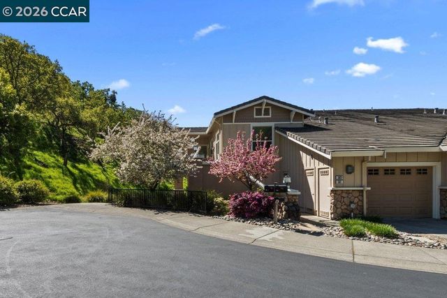 501 Falconwood Ct, Walnut Creek, CA 94595