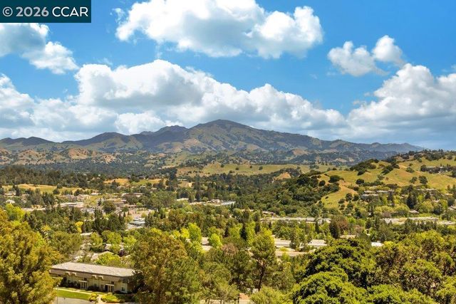 501 Falconwood Ct, Walnut Creek, CA 94595