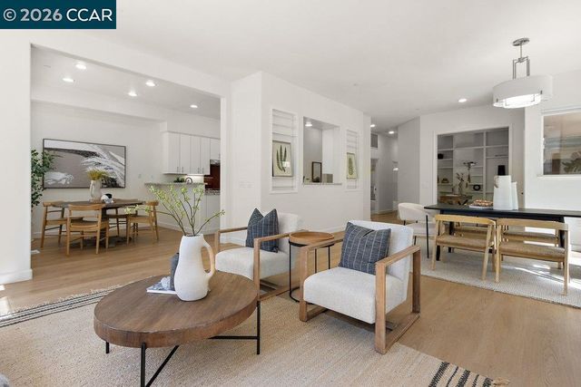 501 Falconwood Ct, Walnut Creek, CA 94595