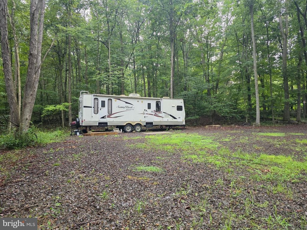 SHADYSIDE RD, Elk Garden, WV 26717