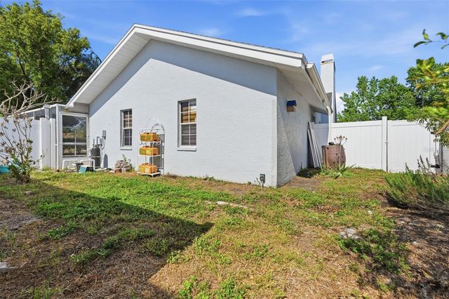 1775 STABLE TRAIL, Palm Harbor, FL 34685