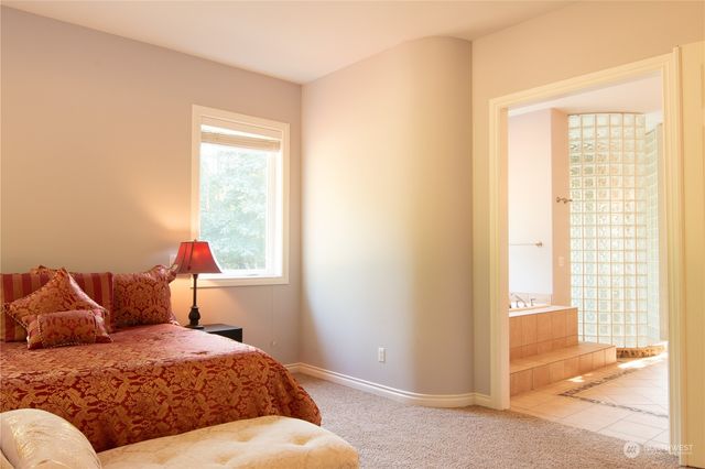 12244 337th Place NE, Carnation, WA 98014