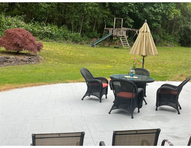 12244 337th Place NE, Carnation, WA 98014