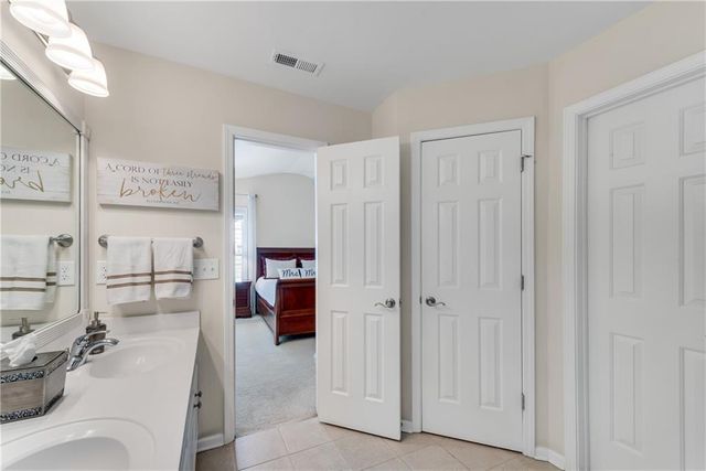 3733 Chattahoochee Summit SE Drive 7, Atlanta, GA 30339