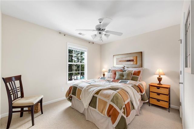 3733 Chattahoochee Summit SE Drive 7, Atlanta, GA 30339