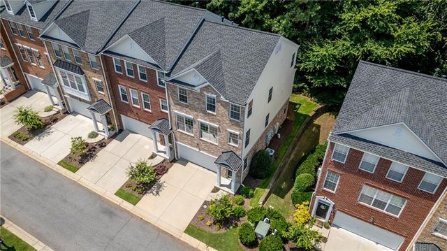 3733 Chattahoochee Summit SE Drive 7, Atlanta, GA 30339