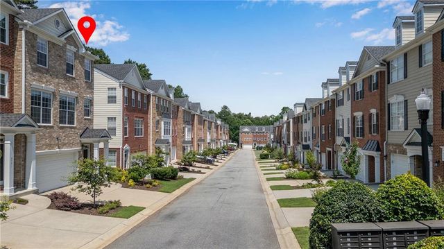 3733 Chattahoochee Summit SE Drive 7, Atlanta, GA 30339