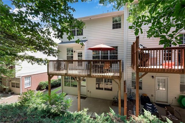 3733 Chattahoochee Summit SE Drive 7, Atlanta, GA 30339