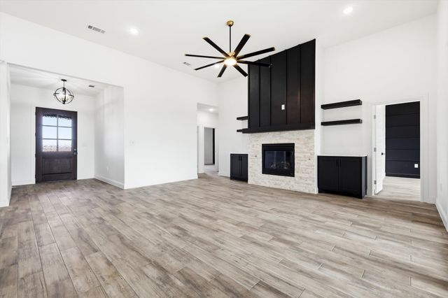 8797 Kassandra Drive, Sanger, TX 76266