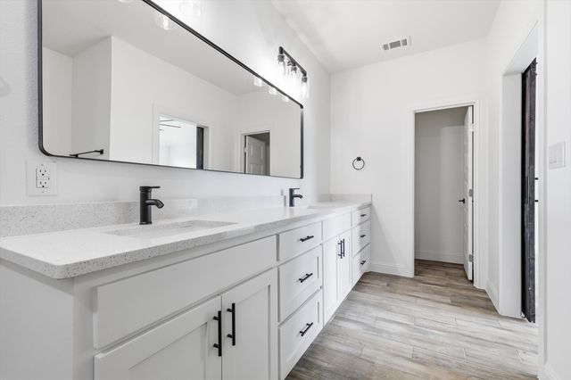 8797 Kassandra Drive, Sanger, TX 76266