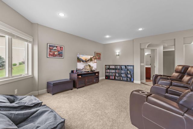 7525 Territory Pass, Lakeville, MN 55044