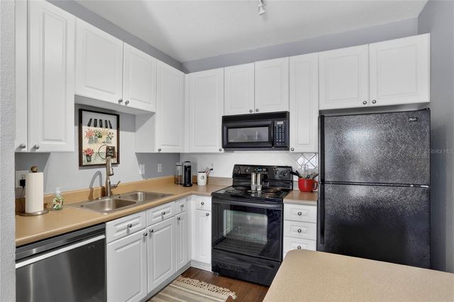 4221 W SPRUCE STREET 2426, Tampa, FL 33607