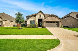 429 Strait Lane, Waxahachie, TX 75165