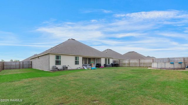 3402 Magnolia Cove Court, Maurice, LA 70555