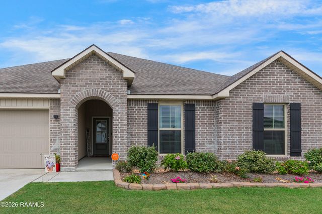 3402 Magnolia Cove Court, Maurice, LA 70555