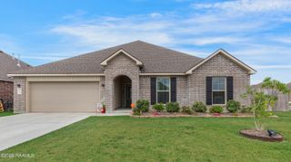 3402 Magnolia Cove Court, Maurice, LA 70555