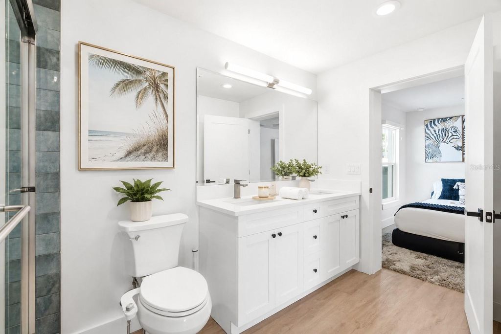 Image 36 of property listing at 906 SAMY DRIVE, Tampa, FL 33613