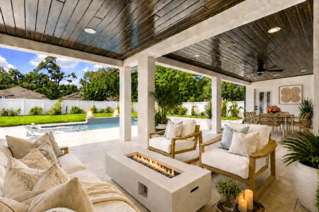 Image 39 of property listing at 906 SAMY DRIVE, Tampa, FL 33613