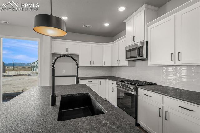 6313 Scrabble View, Colorado Springs, CO 80924