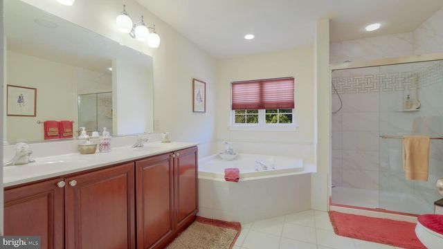 2550 BRISTOL RD, Warrington, PA 18976