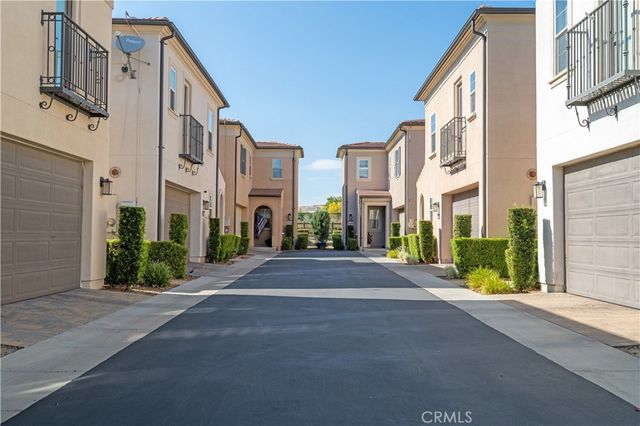 21737 Propello, Saugus, CA 91350