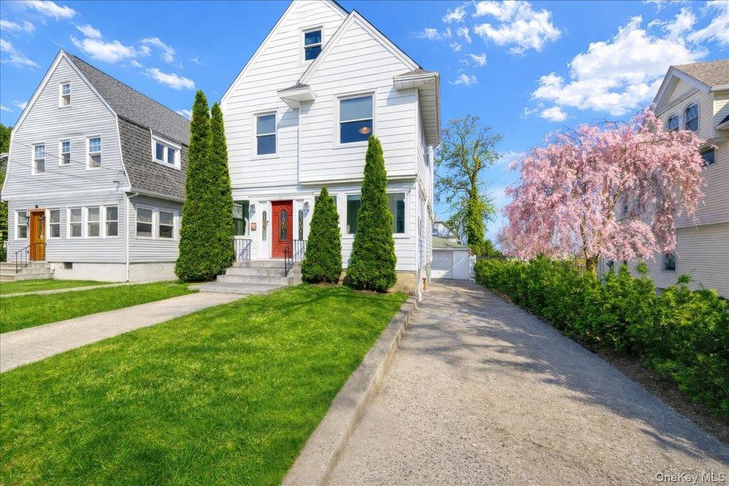 12 Tower Place, Yonkers, NY 10703