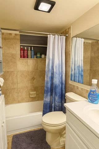 719 Lori Dr 204, Palm Springs, FL 33461