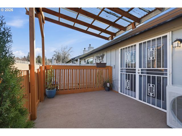 1010 Nw 135TH St D, Vancouver, WA 98685