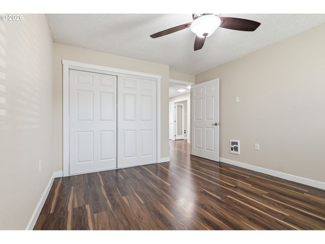 1010 Nw 135TH St D, Vancouver, WA 98685