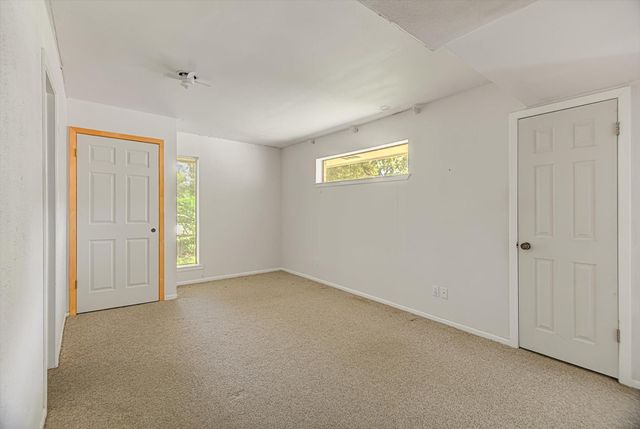 118 Lily Street, Lake Jackson, TX 77566