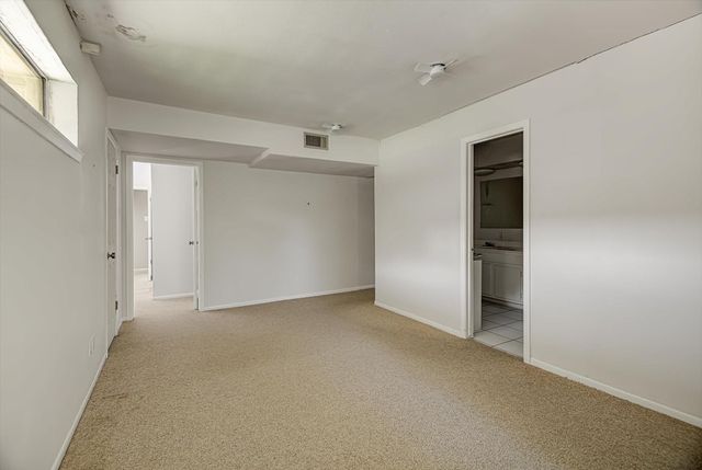 118 Lily Street, Lake Jackson, TX 77566