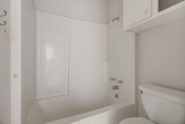 118 Lily Street, Lake Jackson, TX 77566