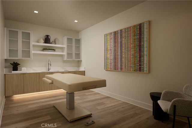 21010 Erwin Street PH745, Woodland Hills, CA 91367