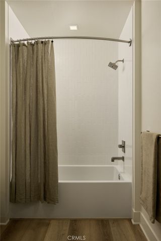 21010 Erwin Street PH745, Woodland Hills, CA 91367