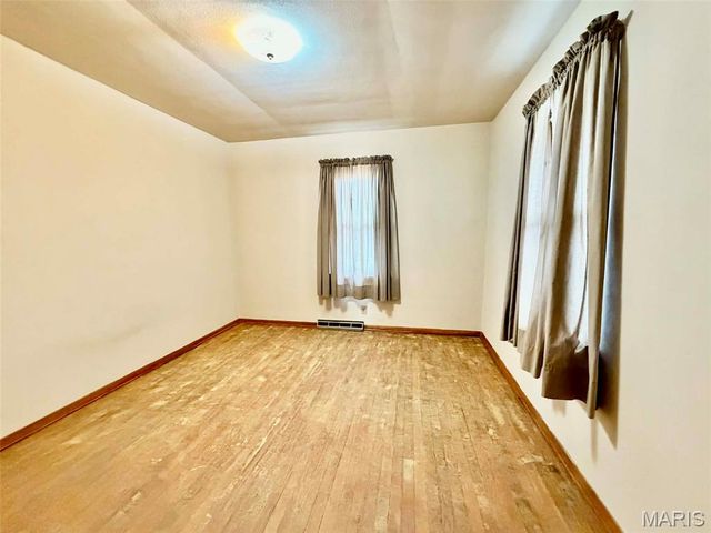 367 Elble Avenue, Wood River, IL 62095