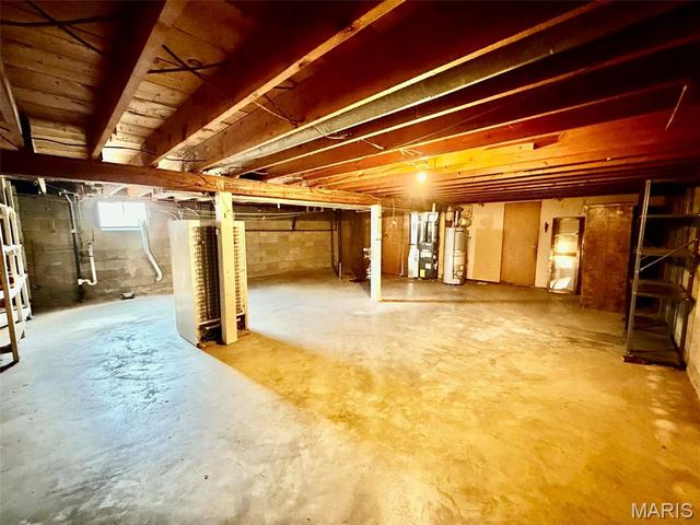 367 Elble Avenue, Wood River, IL 62095