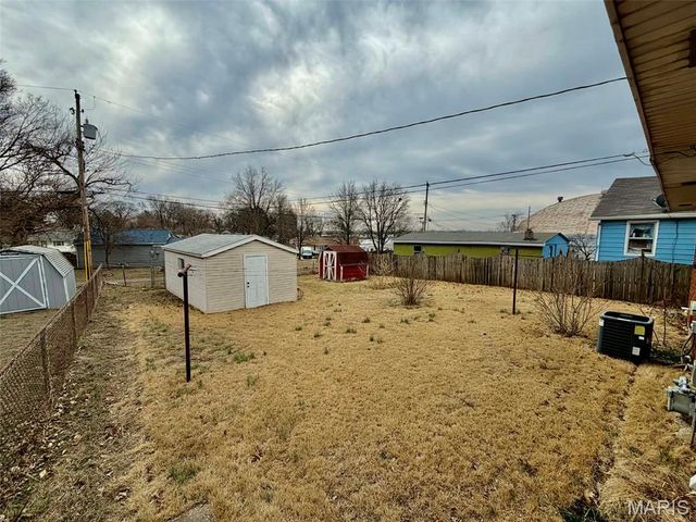 367 Elble Avenue, Wood River, IL 62095