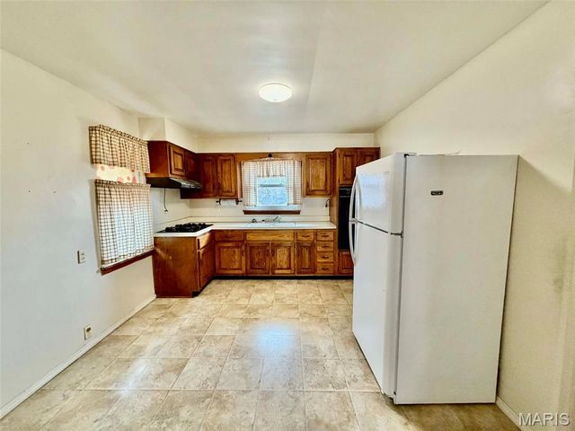 367 Elble Avenue, Wood River, IL 62095