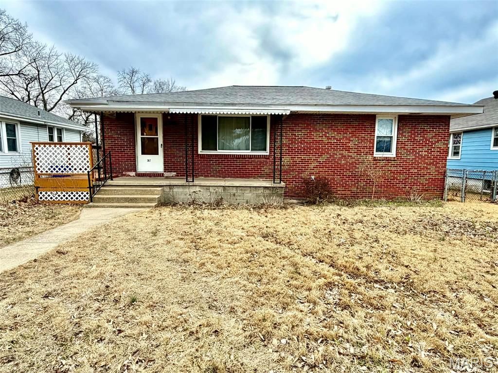 367 Elble Avenue, Wood River, IL 62095