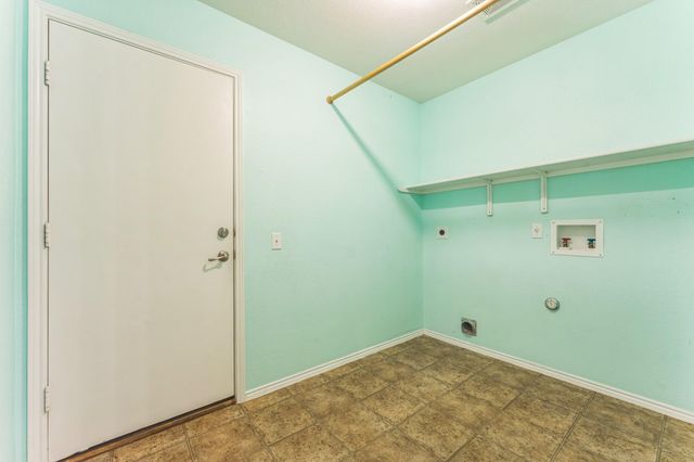 9004 Postvine DR, Austin, TX 78724