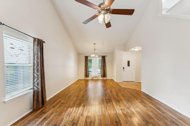 9004 Postvine DR, Austin, TX 78724