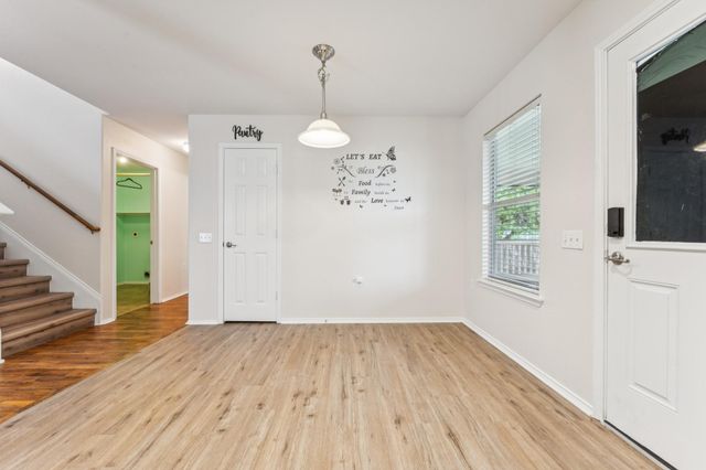 9004 Postvine DR, Austin, TX 78724