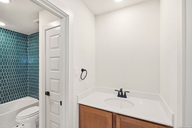 322 Glenwood Ranch, Cibolo, TX 78108