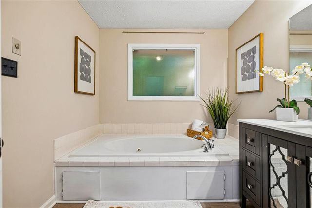 767 Pepperwood Trail, Stone Mountain, GA 30087