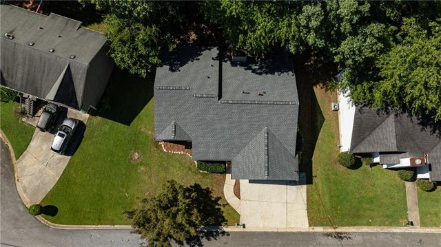 767 Pepperwood Trail, Stone Mountain, GA 30087