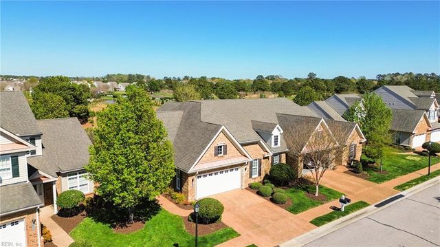 518 Dunning LN, Chesapeake, VA 23322