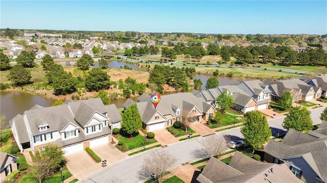 518 Dunning LN, Chesapeake, VA 23322