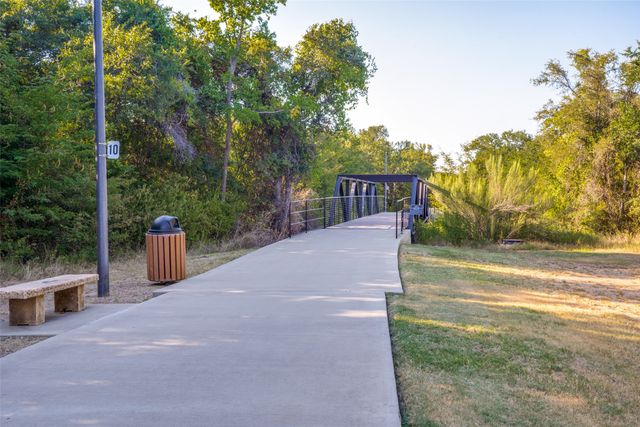 443 Brighton Street, Roanoke, TX 76262