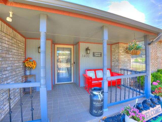 1400 E Main Street, Moore, OK 73160