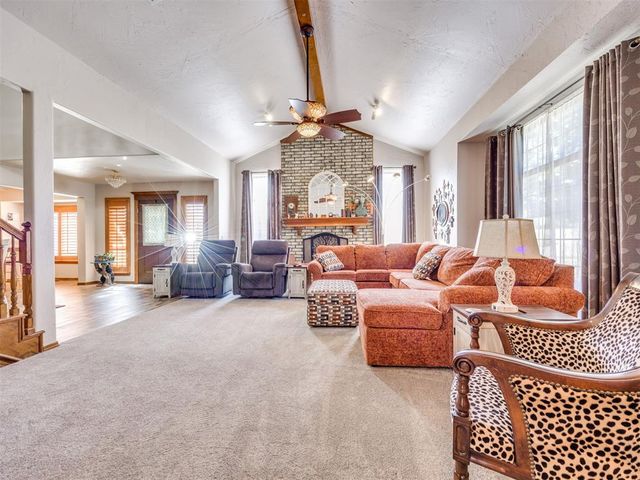 1400 E Main Street, Moore, OK 73160